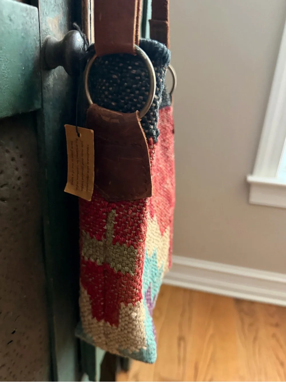 Baizaar Medium Crossbody Jute Bag - Picture 7 of 14